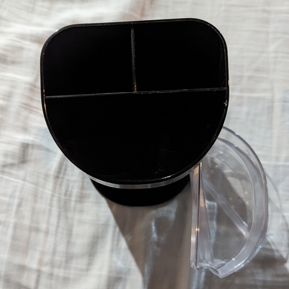 Desktop Organizer - Picture 4 of 5